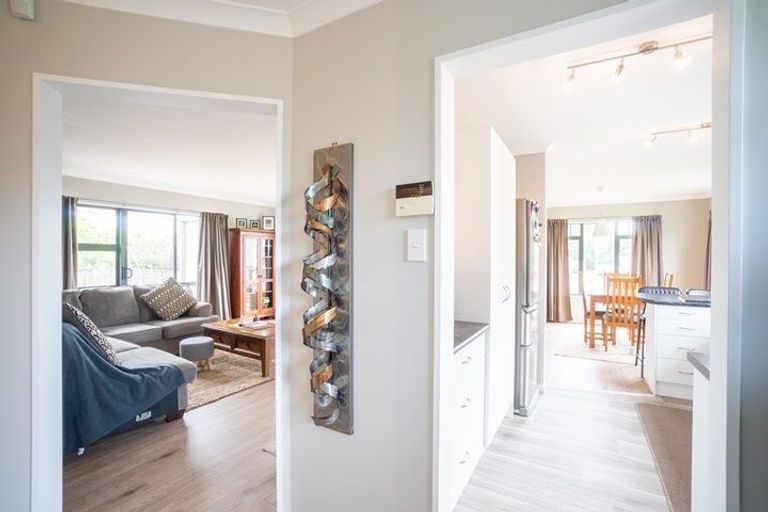 Photo of property in 45 Dalfield Place, Highbury, Palmerston North, 4412