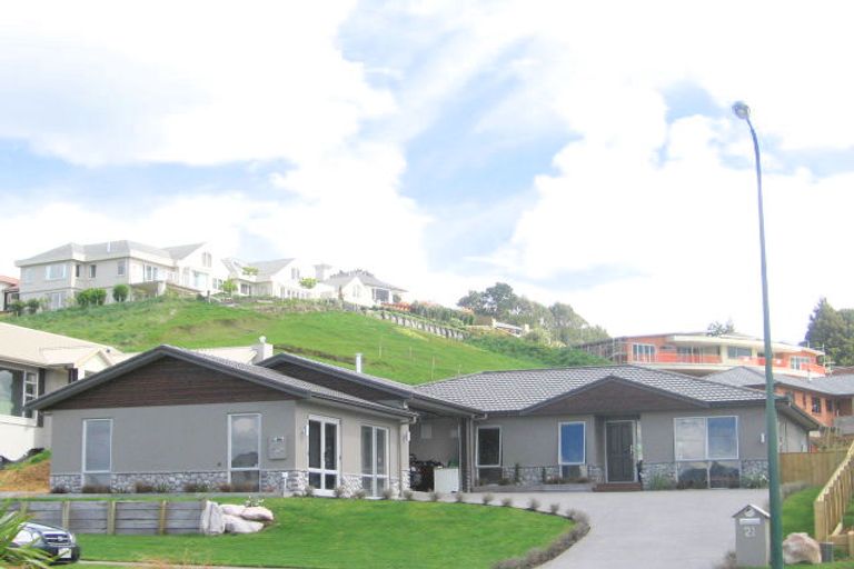 Photo of property in 21 Great West Road, Matipo Heights, Rotorua, 3015