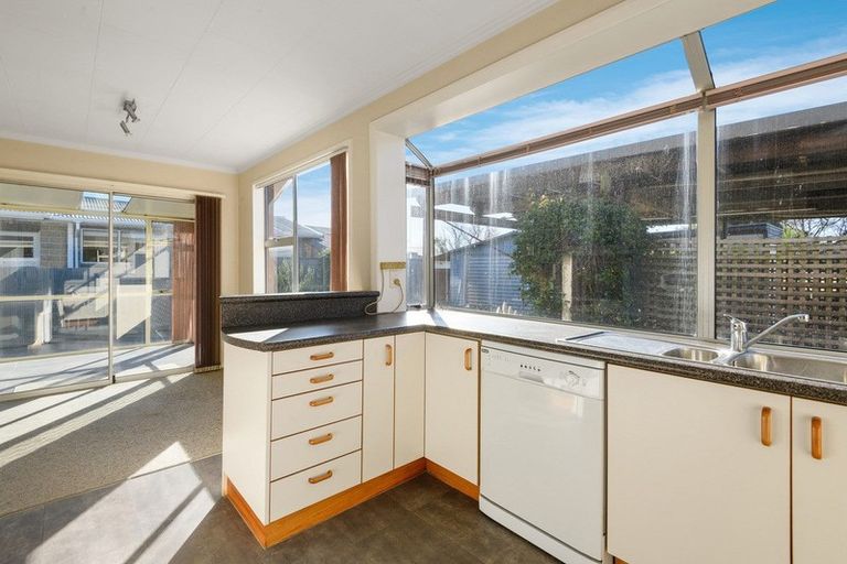 Photo of property in 74 Balcairn Street, Halswell, Christchurch, 8025