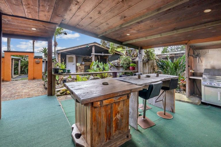 Photo of property in 18 Waro Drive, Hikurangi, 0114