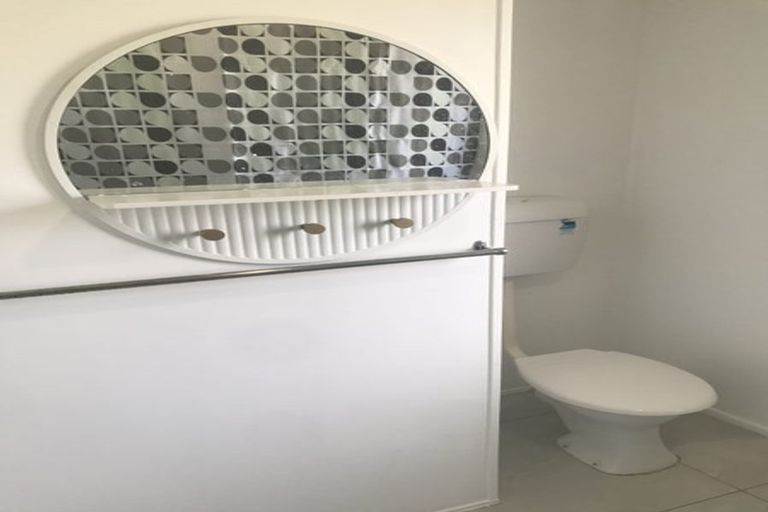 Photo of property in 185 Ti Rakau Drive, Pakuranga Heights, Auckland, 2010