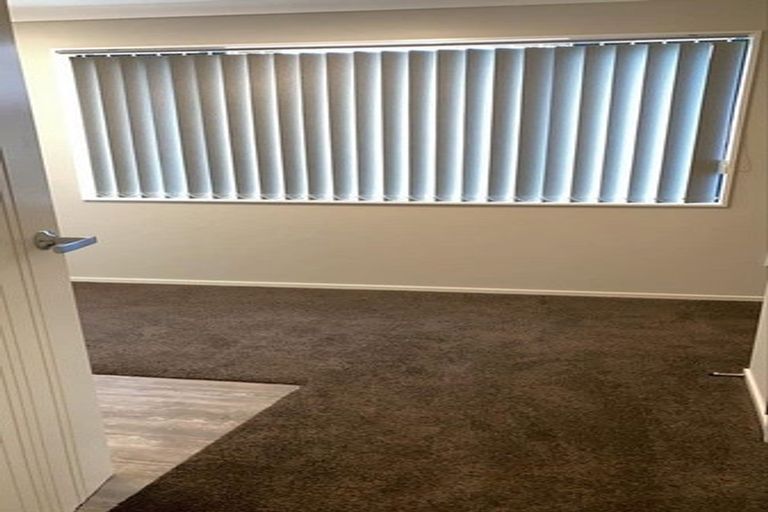 Photo of property in 5 Dawood Place, The Gardens, Auckland, 2105