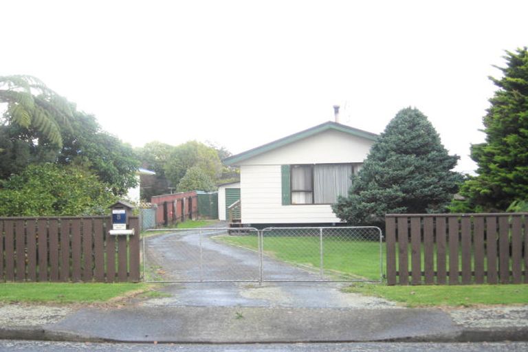 Photo of property in 8 Konini Grove, Raumati Beach, Paraparaumu, 5032