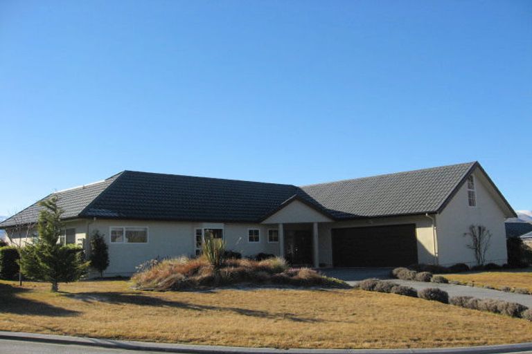 Photo of property in 4 Bradbourne Way, Lower Shotover, Queenstown, 9371