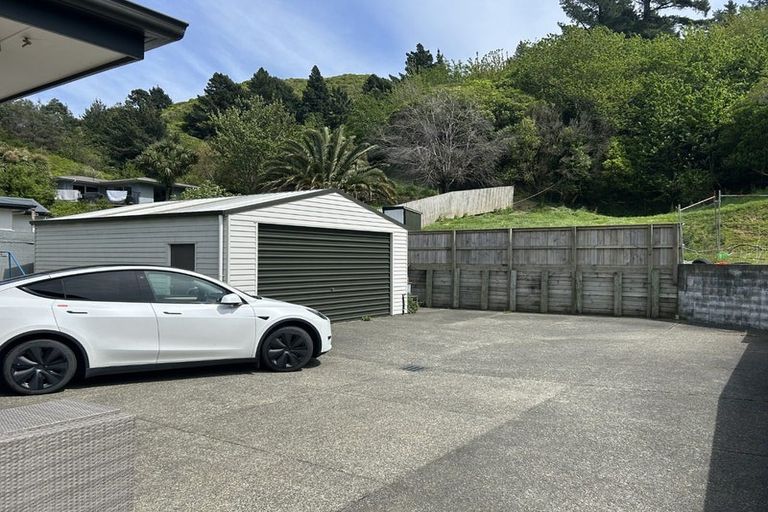 Photo of property in 53 Wairau Road, Picton, 7220