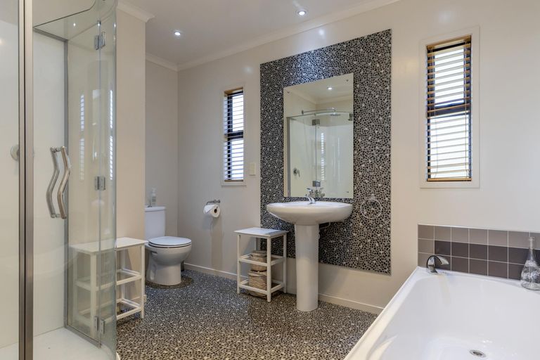 Photo of property in 88 Kahotea Drive, Motuoapa, Turangi, 3382