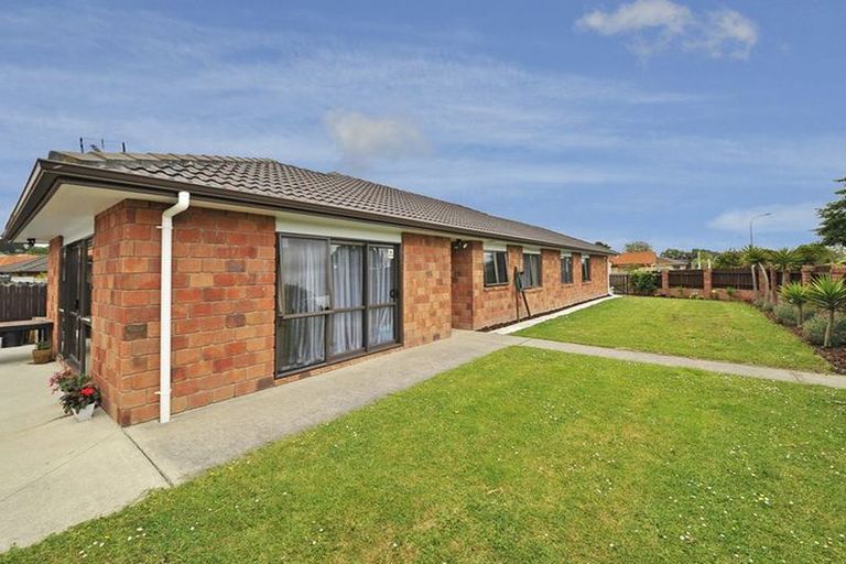 Photo of property in 6 Milson Drive, Papakura, 2110