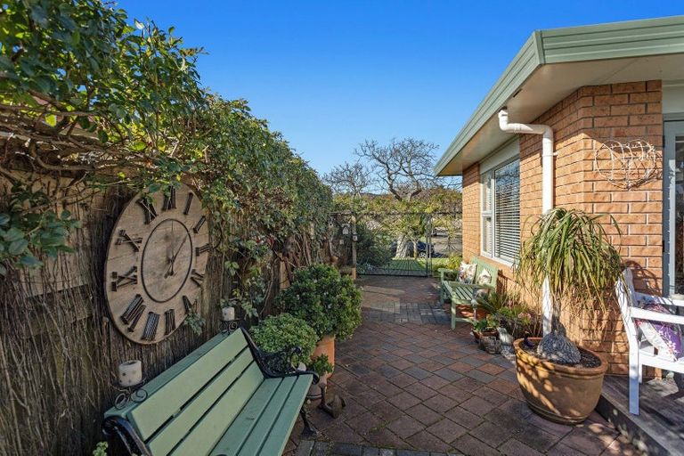 Photo of property in 9 Edgewater Grove, Whakatane, 3120