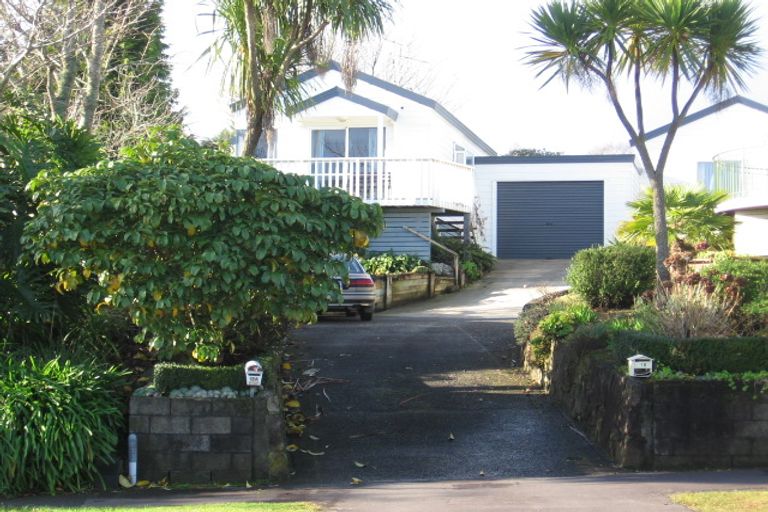 Photo of property in 18 Helena Road, Hillcrest, Hamilton, 3216