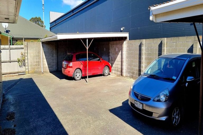 Photo of property in 6/13 Newnham Terrace, Upper Riccarton, Christchurch, 8041