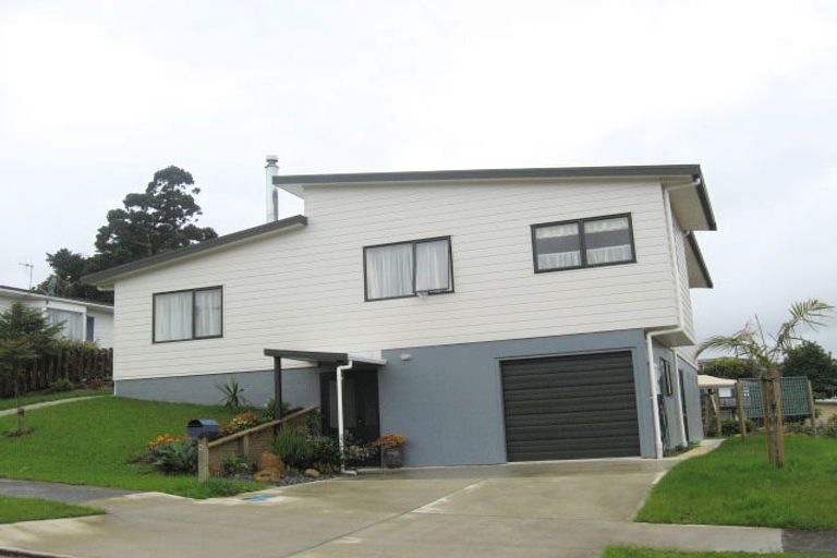 Photo of property in 9 Glover Place, Onerahi, Whangarei, 0110