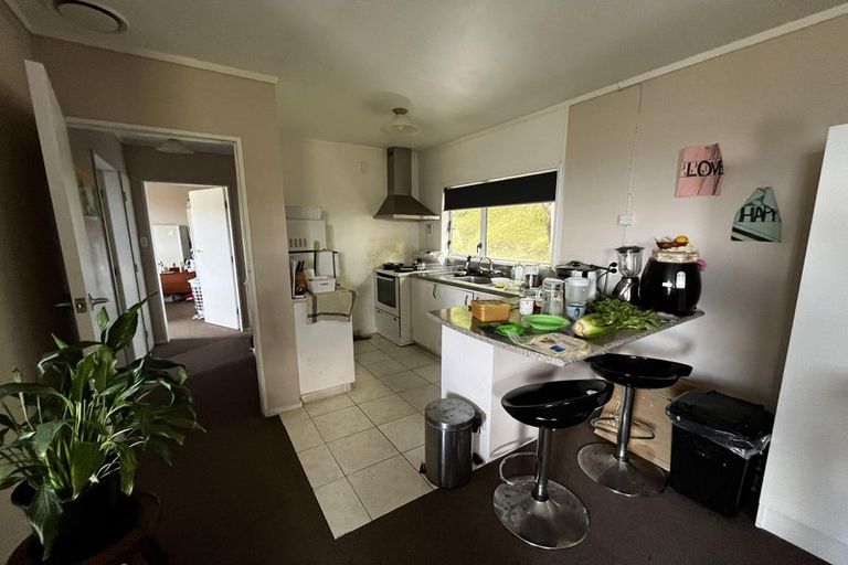 Photo of property in 2/3 Jerome Way, Crofton Downs, Wellington, 6035