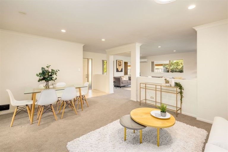 Photo of property in 17 Garforth Green, Halswell, Christchurch, 8025