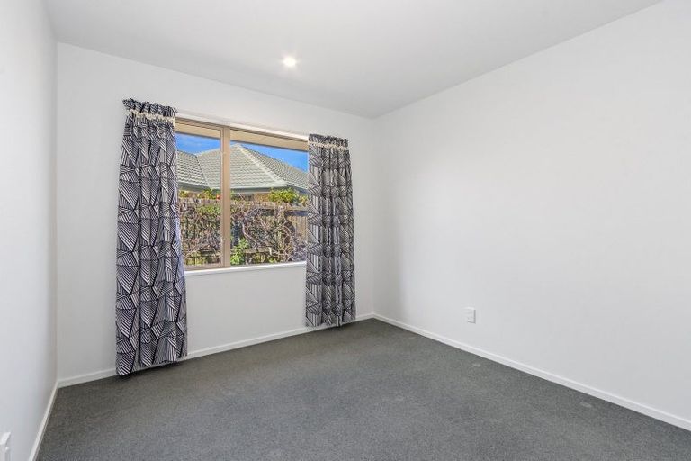Photo of property in 46 Glasnevin Drive, Casebrook, Christchurch, 8051