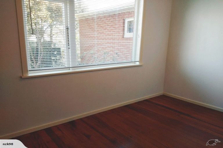 Photo of property in 3 Armagh Street, Levin, 5510