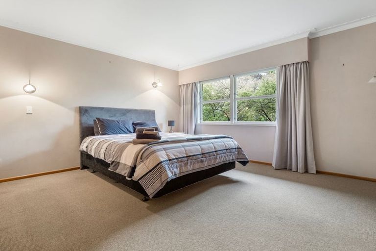Photo of property in 12 Racecourse Road, Waiuku, 2123
