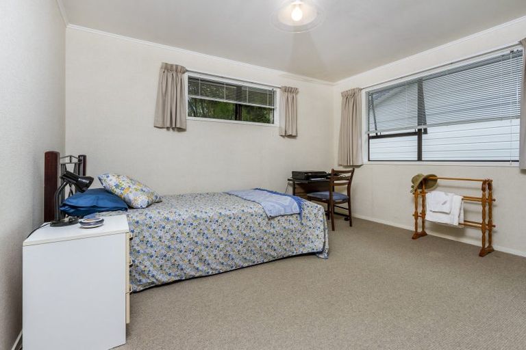 Photo of property in 12 Serrata Place, Browns Bay, Auckland, 0630