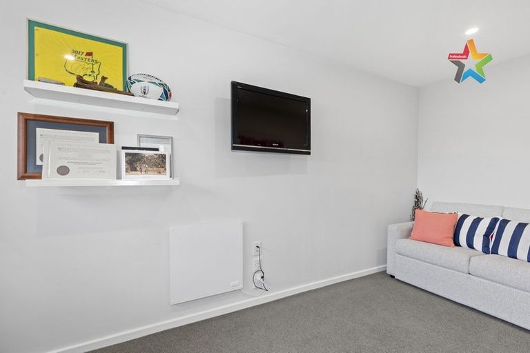 Photo of property in 95 Dowse Drive, Maungaraki, Lower Hutt, 5010