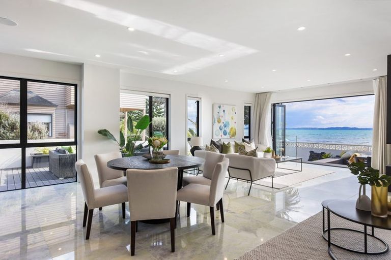 Photo of property in 18a The Esplanade, Eastern Beach, Auckland, 2012