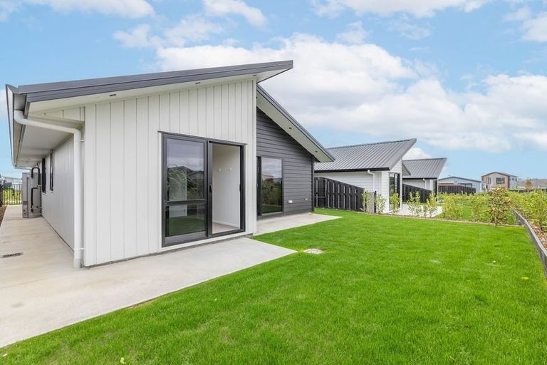 Photo of property in 12 Kotuku Way, Te Kauwhata, 3710