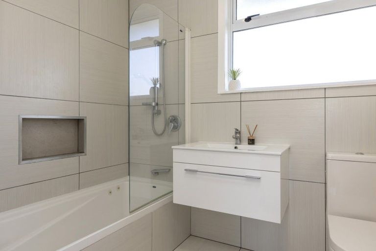 Photo of property in 36 Rata Street, Wairakei, Taupo, 3332