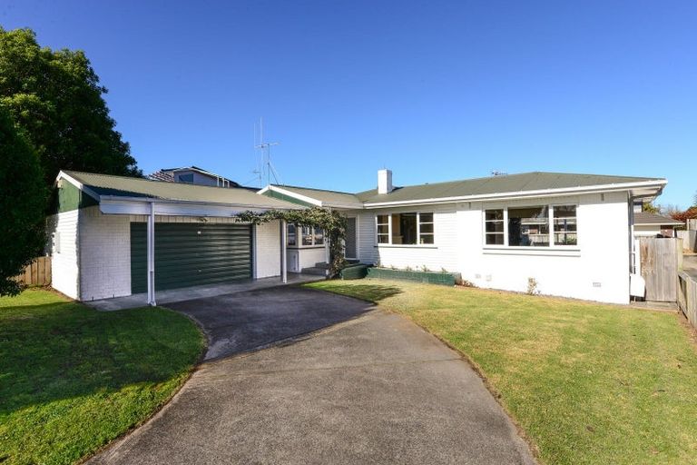 Photo of property in 12 Saint Pauls Road, Chartwell, Hamilton, 3210