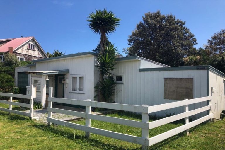 Photo of property in 3 Babbacombe Avenue, Otaki Beach, Otaki, 5512