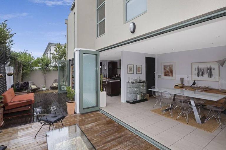 Photo of property in 3/69 Derby Street, St Albans, Christchurch, 8014