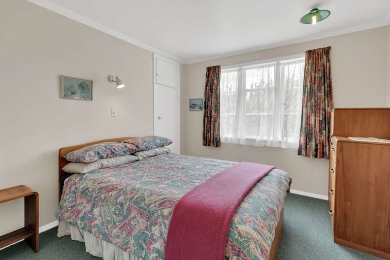 Photo of property in 20 Bear Street, Waverley, 4510