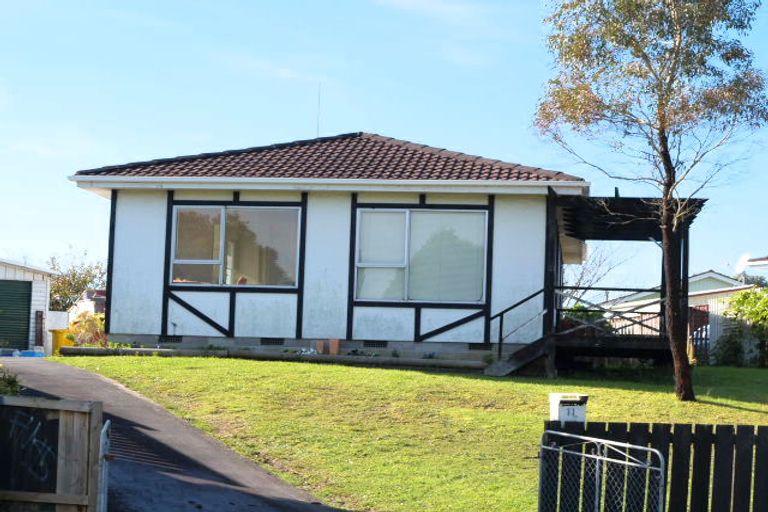 Photo of property in 11 Cranmere Crescent, Mangere East, Auckland, 2024
