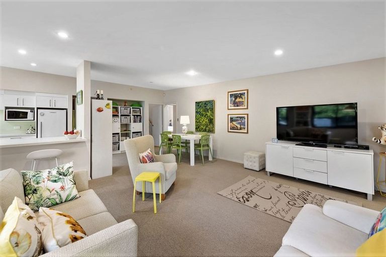 Photo of property in 28a Hazel Avenue, Mount Roskill, Auckland, 1041