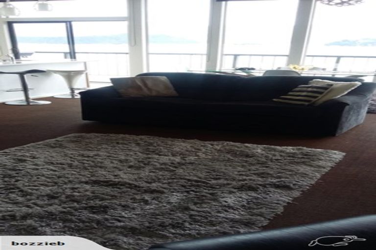 Photo of property in 21 Bayview Road, Charteris Bay, Lyttelton, 8971