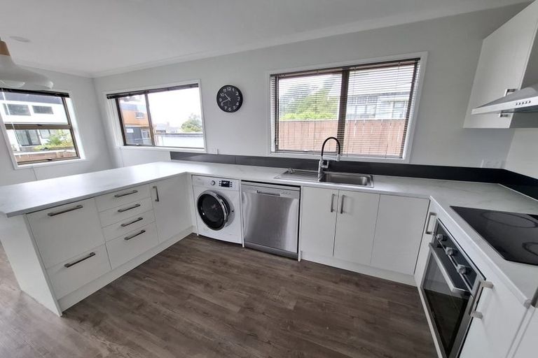 Photo of property in 1/21 Fulford Street, New Plymouth, 4310