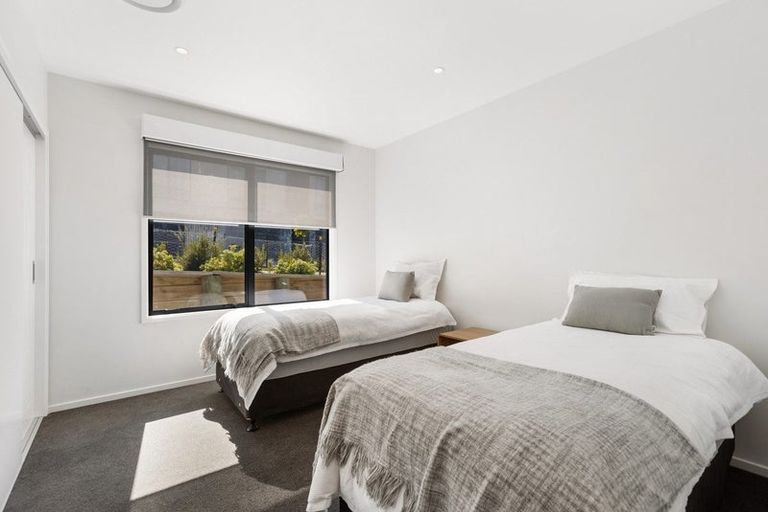 Photo of property in 13 Akitu Rise, Wanaka, 9305