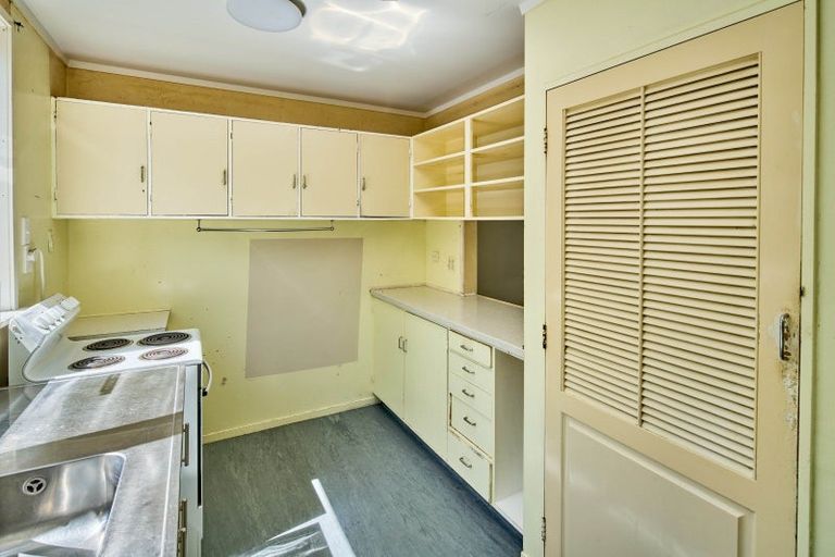 Photo of property in 2/3 Bouverie Street, Petone, Lower Hutt, 5012