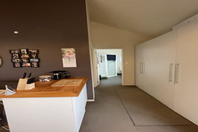 Photo of property in 11 Coronation Street, Belmont, Auckland, 0622