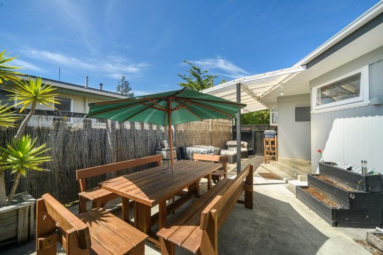 Photo of property in 84 Apollo Parade, Milson, Palmerston North, 4414