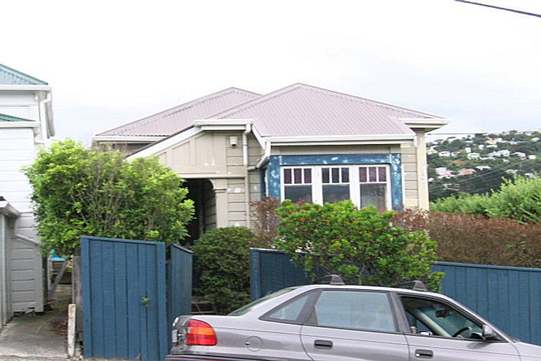 Photo of property in 240 Rintoul Street, Berhampore, Wellington, 6023