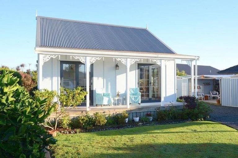 Photo of property in 33 Shoemaker Road, Waipu, 0510