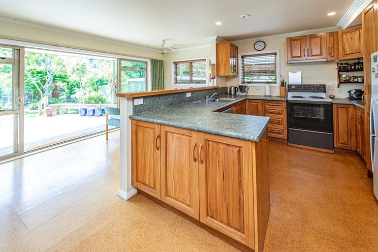 Photo of property in 4 West Way, Durie Hill, Whanganui, 4500