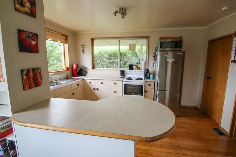 Photo of property in 39 Awamoa Road, Holmes Hill, Oamaru, 9401