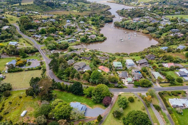 Photo of property in 156 Landing Road, Kerikeri, 0230