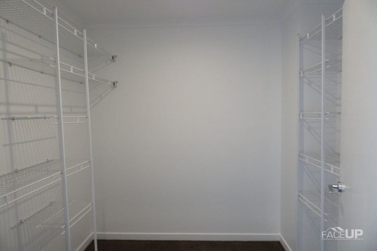 Photo of property in 5 Hudson Bay Road, Hobsonville, Auckland, 0616
