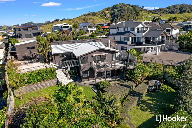 Photo of property in 22 Mayor View Terrace, Waihi Beach, 3611