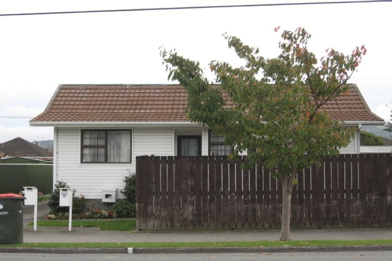 Photo of property in 1/275 Naenae Road, Naenae, Lower Hutt, 5011
