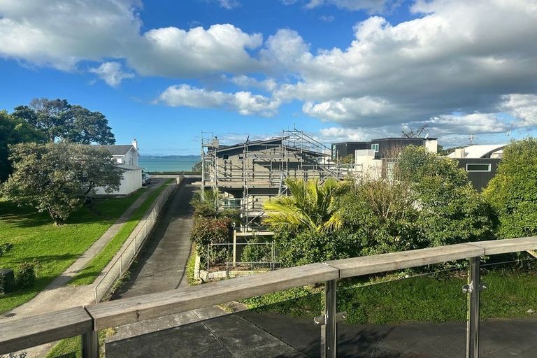 Photo of property in 44a Marine Parade, Mellons Bay, Auckland, 2014
