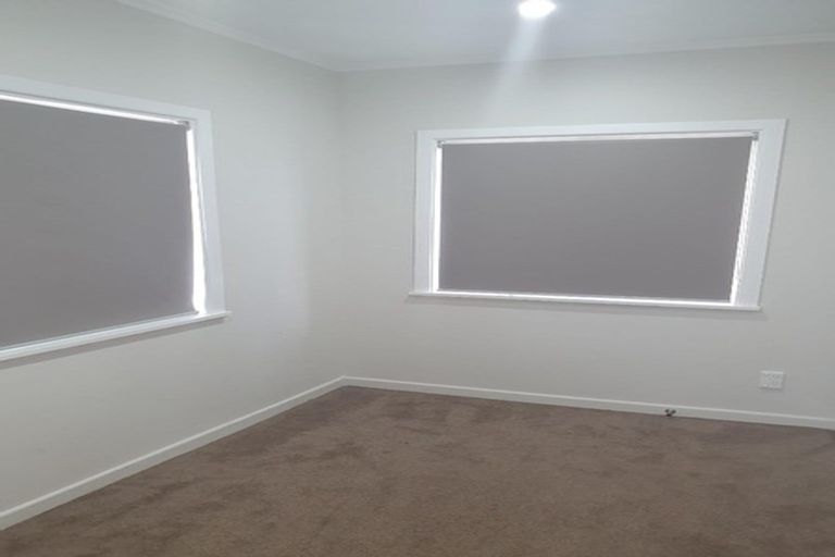 Photo of property in 6 Willis Road, Papakura, 2110