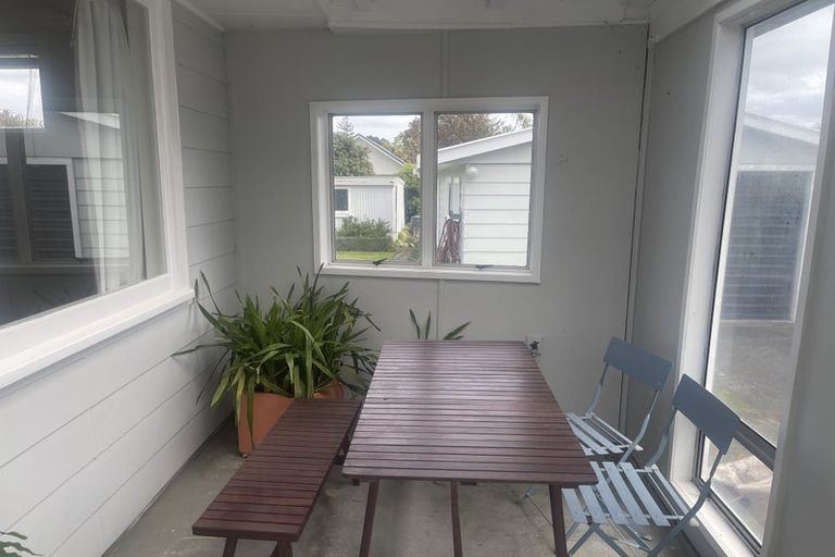 Photo of property in 19 Fisher Place, Carterton, 5713