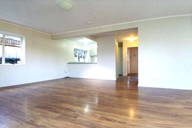 Photo of property in 53 Central Park Drive, Te Atatu South, Auckland, 0610