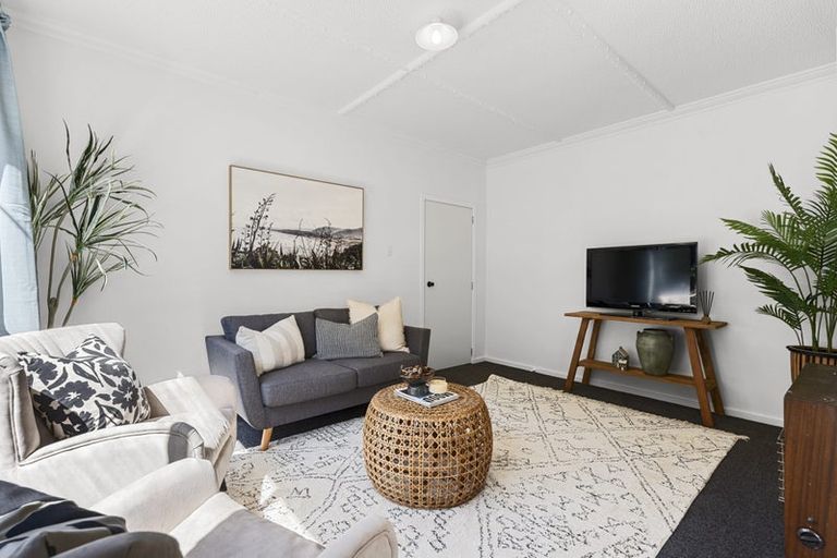 Photo of property in 29 Parris Street, Waitara, 4320